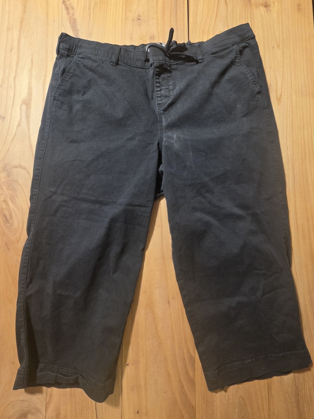 Torrid Wide Leg Cropped Chinos/Pants - Black